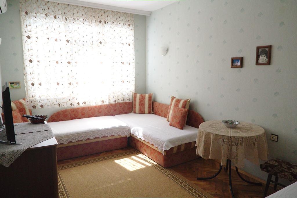 Apartment Dora Pomorie Pokoj fotografie